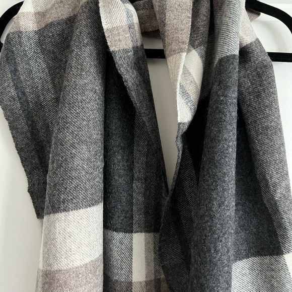 Super Bowl LVI Los Angeles Rams vs Cincinnati Bengals Scarf w/Super Bowl Patch - Picture 8 of 10